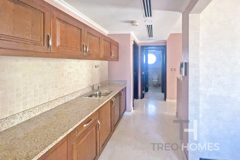 Villa à Legacy, Jumeirah Park, Dubai, 4 chambres, 402.73 m², № 119701 - photo 20