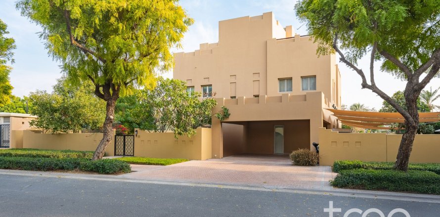 Villa en Arabian Ranches, Dubai, 5 dormitorios, 505.67 m², № 119702