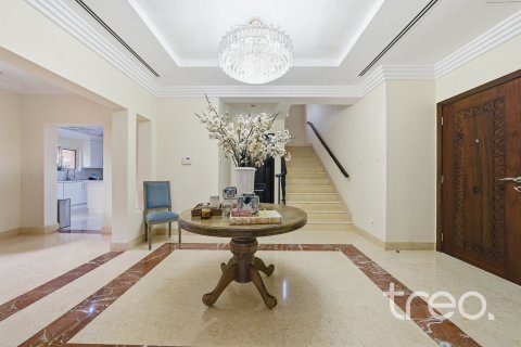 Villa en Arabian Ranches, Dubai, 5 dormitorios, 505.67 m², № 119702 - foto 18