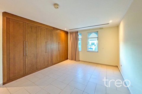 Villa à Regional, Jumeirah Park, Dubai, 4 chambres, 402.73 m², № 119707 - photo 14
