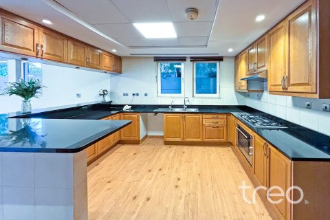 Villa à Regional, Jumeirah Park, Dubai, 4 chambres, 402.73 m², № 119707 - photo 7