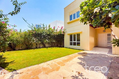 Villa in Meadows 1, Meadows, Dubai 5 bedrooms, 354.89 sq.m. № 119706 - photo 12