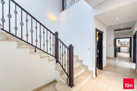 Снять в аренду виллу в Al Furjan, Дубай: 3 спальни, 600м², № 47616 - фото 2