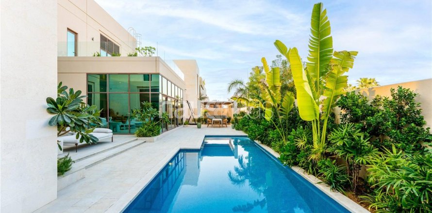 Villa à Meydan, Dubai, 5 chambres, 961 m², № 43907