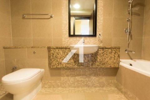 Купить квартиру в Дубае: 2 спальни, 154.5м², № 30999 - фото 10