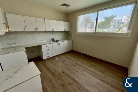 Villa à North Village, Al Furjan, Dubai, 4 chambres, 245 m², № 74630 - photo 2