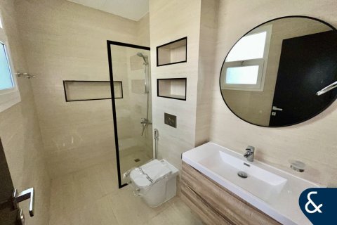 Villa à North Village, Al Furjan, Dubai, 4 chambres, 245 m², № 74630 - photo 13