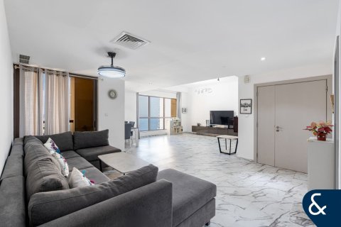 Appartement à Bahar, Jumeirah Beach Residence, Dubai, 2 chambres, 137 m², № 74629 - photo 1