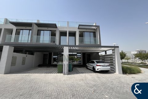 Villa à Al Furjan, Dubai, 4 chambres, 246 m², № 74631 - photo 1