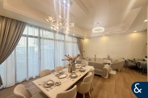 Adosado en Al Furjan, Dubai, 4 dormitorios, 302 m², № 74632 - foto 5