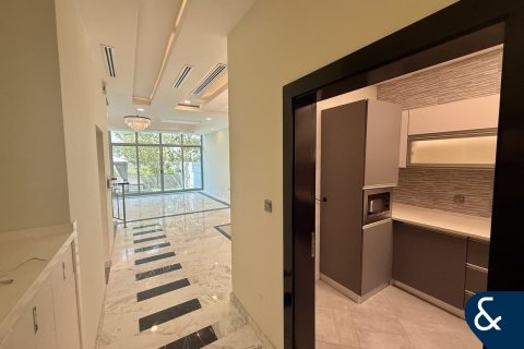Adosado en Al Furjan, Dubai, 4 dormitorios, 302 m², № 74632 - foto 18