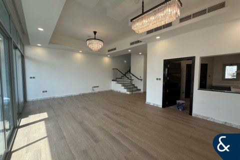 Adosado en Al Furjan, Dubai, 4 dormitorios, 302 m², № 74632 - foto 10