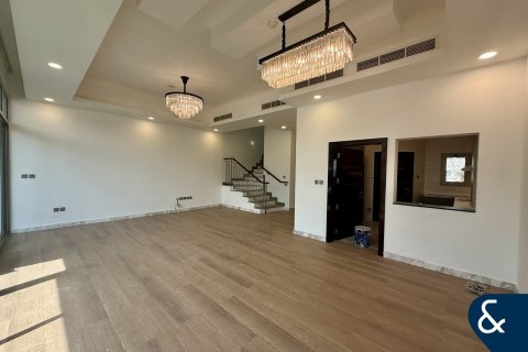 Adosado en Al Furjan, Dubai, 4 dormitorios, 302 m², № 74632 - foto 9