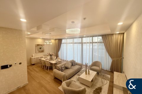 Townhouse in Al Furjan, Dubai 4 bedrooms, 302 sq.m. № 74632