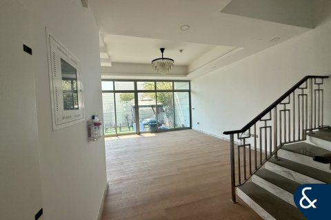 Adosado en Al Furjan, Dubai, 4 dormitorios, 302 m², № 74632 - foto 17