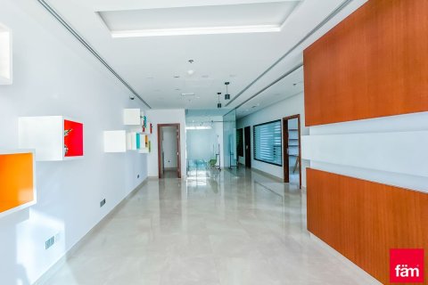 Oficina en Business Bay, Dubai, 151.2 m², № 11986 - foto 13