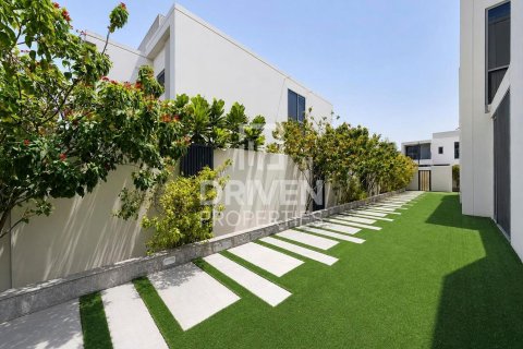 Villa in Sidra Villas, Dubai Hills Estate, Dubai 4 bedrooms, 452.9 sq.m. № 134436 - photo 27