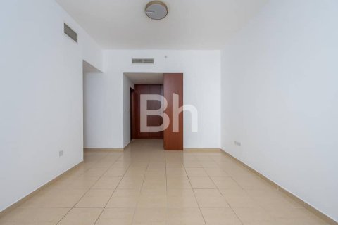 Снять в аренду квартиру в Джумейра Бич Резиденс, Дубай: 3 спальни, 178м², № 56598 - фото 3