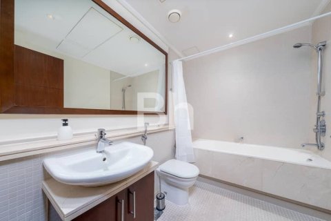Apartment in Dubai Marina, Dubai 2 bedrooms, 125 sq.m. № 56599 - photo 2