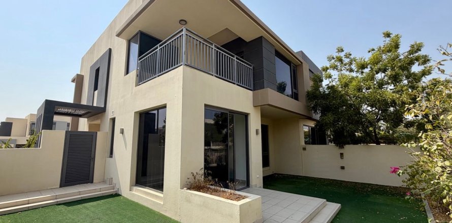 Villa in Dubai Hills Estate, Dubai 5 bedrooms, 276.8 sq.m. № 123755