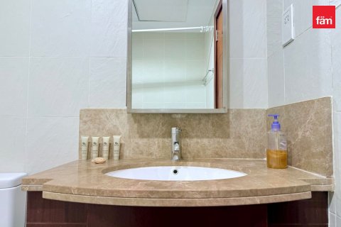 Apartment in Downtown Dubai (Downtown Burj Dubai), Dubai 1 bedroom, 73.2 sq.m. № 123756 - photo 4