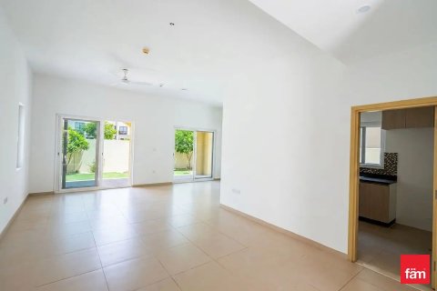 Townhouse in Dubai 3 bedrooms, 325 sq.m. № 123752 - photo 6