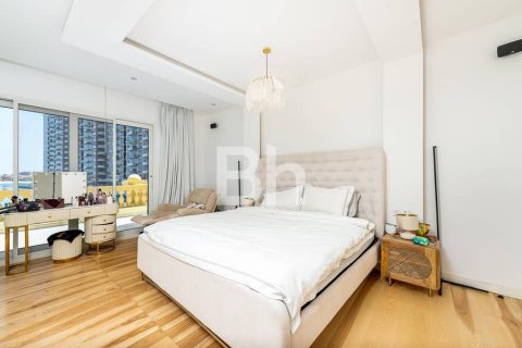 Adosado en Palm Jumeirah, Dubai, 2 dormitorios, 380 m², № 6008 - foto 7