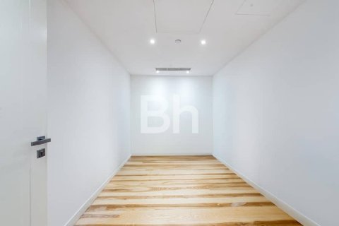 Adosado en Palm Jumeirah, Dubai, 2 dormitorios, 380 m², № 6008 - foto 11