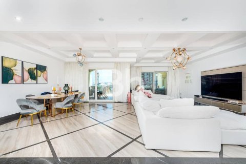 Adosado en Palm Jumeirah, Dubai, 2 dormitorios, 380 m², № 6008 - foto 1