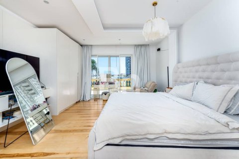 Adosado en Palm Jumeirah, Dubai, 2 dormitorios, 380 m², № 6008 - foto 3