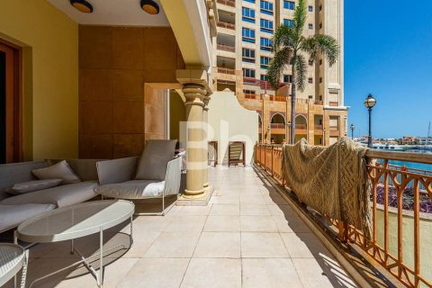 Adosado en Palm Jumeirah, Dubai, 2 dormitorios, 380 m², № 6008 - foto 12
