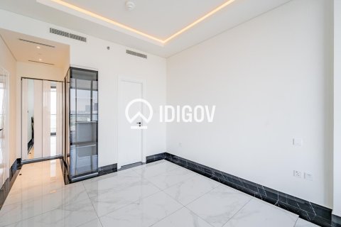 Apartment in Business Bay, Dubai 1 bedroom, 110.74 sq.m. № 121042 - photo 11