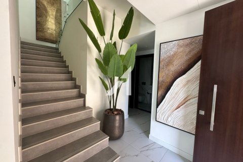 Villa in Dubai 4 bedrooms, 187.2 sq.m. № 47261 - photo 7