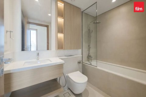 Villa in Dubai 3 bedrooms, 144.8 sq.m. № 123358 - photo 2