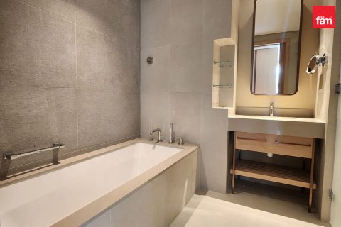 Apartment in Downtown Dubai (Downtown Burj Dubai), Dubai 2 bedrooms, 99.5 sq.m. № 123357 - photo 6