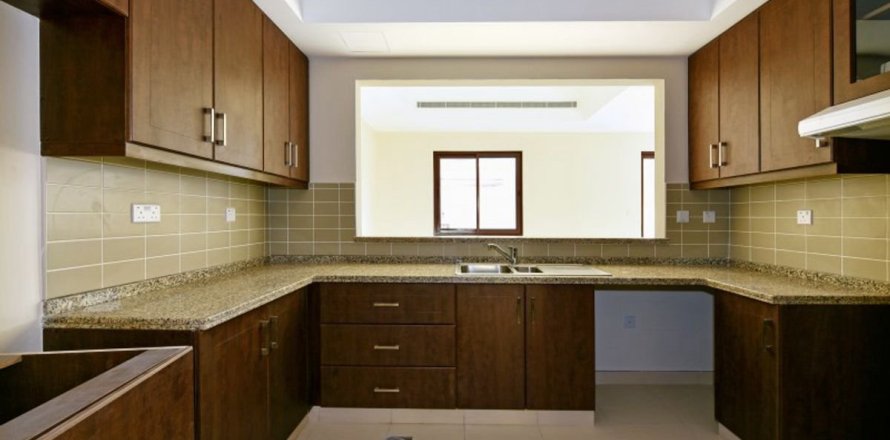 فيلا في ريم, دبي 4 غرف نوم, 273.6 م² رقم 60433