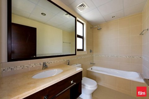 فيلا في ريم, دبي 4 غرف نوم, 273.6 م² رقم 60433 - صورة 16