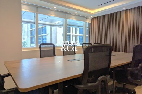 Bureau à Jumeirah Lake Towers, Dubai, 90 m², № 125068 - photo 7