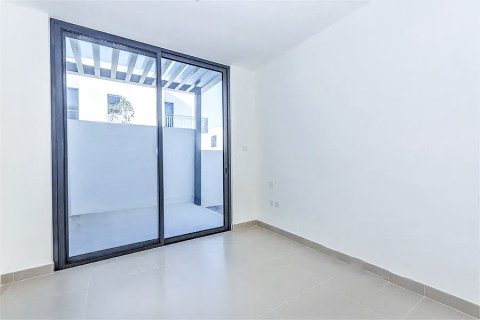 Villa in Dubai Hills Estate, Dubai 4 bedrooms, 229 sq.m. № 125069 - photo 14