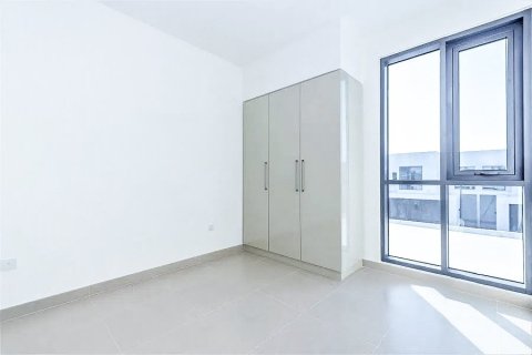 Villa in Dubai Hills Estate, Dubai 4 bedrooms, 229 sq.m. № 125069 - photo 8