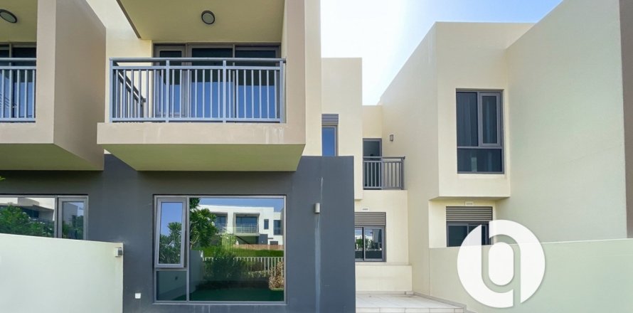 Villa à Dubai Hills Estate, Dubai, 3 chambres, 209 m², № 125071