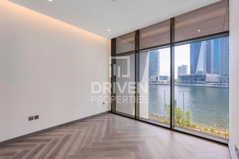 Apartment in Business Bay, Dubai 3 bedrooms, 216 sq.m. № 65453 - photo 11