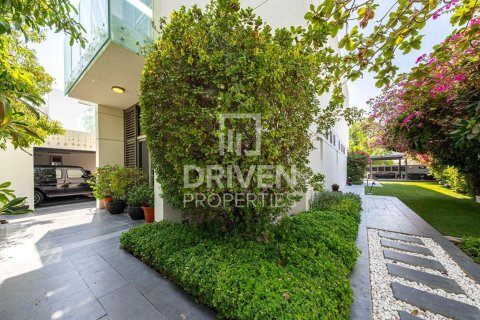 Villa in District One, Mohammed Bin Rashid City, Dubai 5 bedrooms, 715 sq.m. № 65444 - photo 10