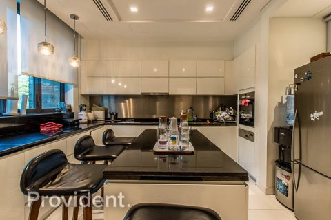 Villa à Dubai, 4 chambres, 388.7 m², № 2618 - photo 8