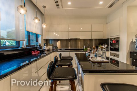 Villa à Dubai, 4 chambres, 388.7 m², № 2618 - photo 11