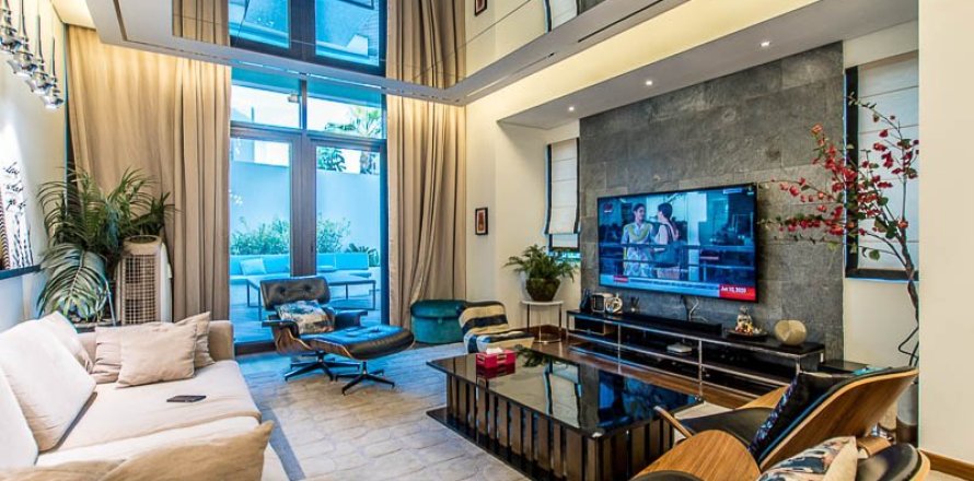 Villa à Dubai, 4 chambres, 388.7 m², № 2618