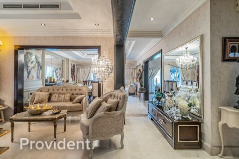 Villa en Meadows, Dubai, 6 dormitorios, 877.1 m², № 2616 - foto 2