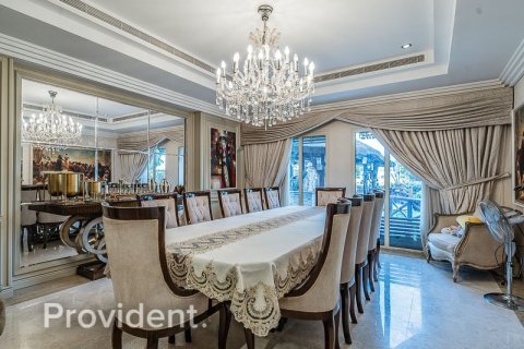 Villa en Meadows, Dubai, 6 dormitorios, 877.1 m², № 2616 - foto 8