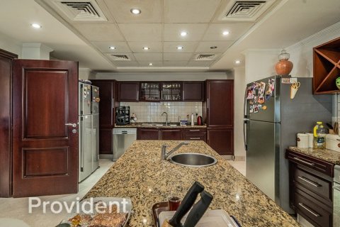 Villa en Meadows, Dubai, 6 dormitorios, 877.1 m², № 2616 - foto 15