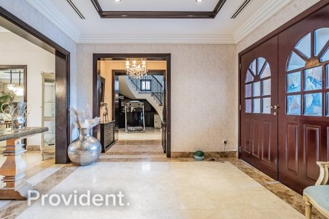 Villa en Meadows, Dubai, 6 dormitorios, 877.1 m², № 2616 - foto 10